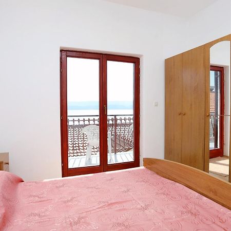 Apartments With A Parking Space Lokva Rogoznica, Omis - 10358 Room photo
